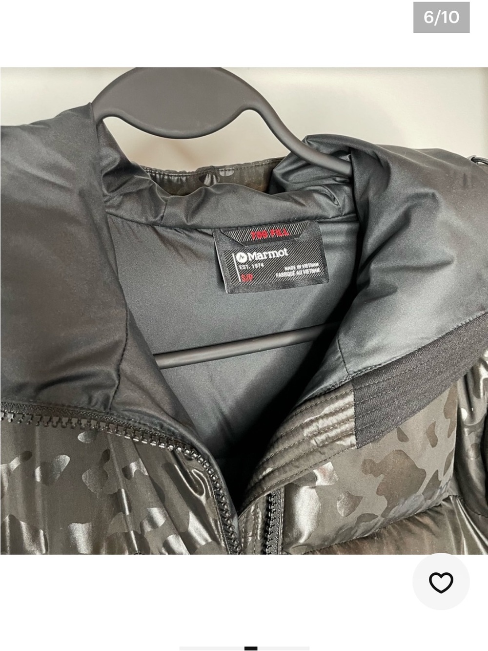 Marmot Black Down Puffer Jacket with Tonal Print Hood Size Small